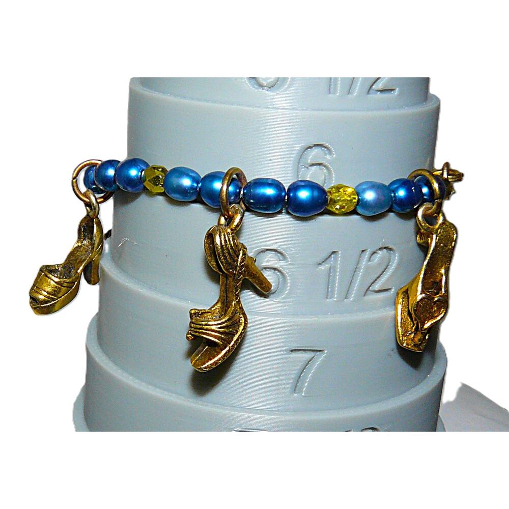 Vtg Designer Signed Blue Freshwater Pearl Shoe Charm Antiqued Gold-Tone Bracelet - Picture 7 of 8